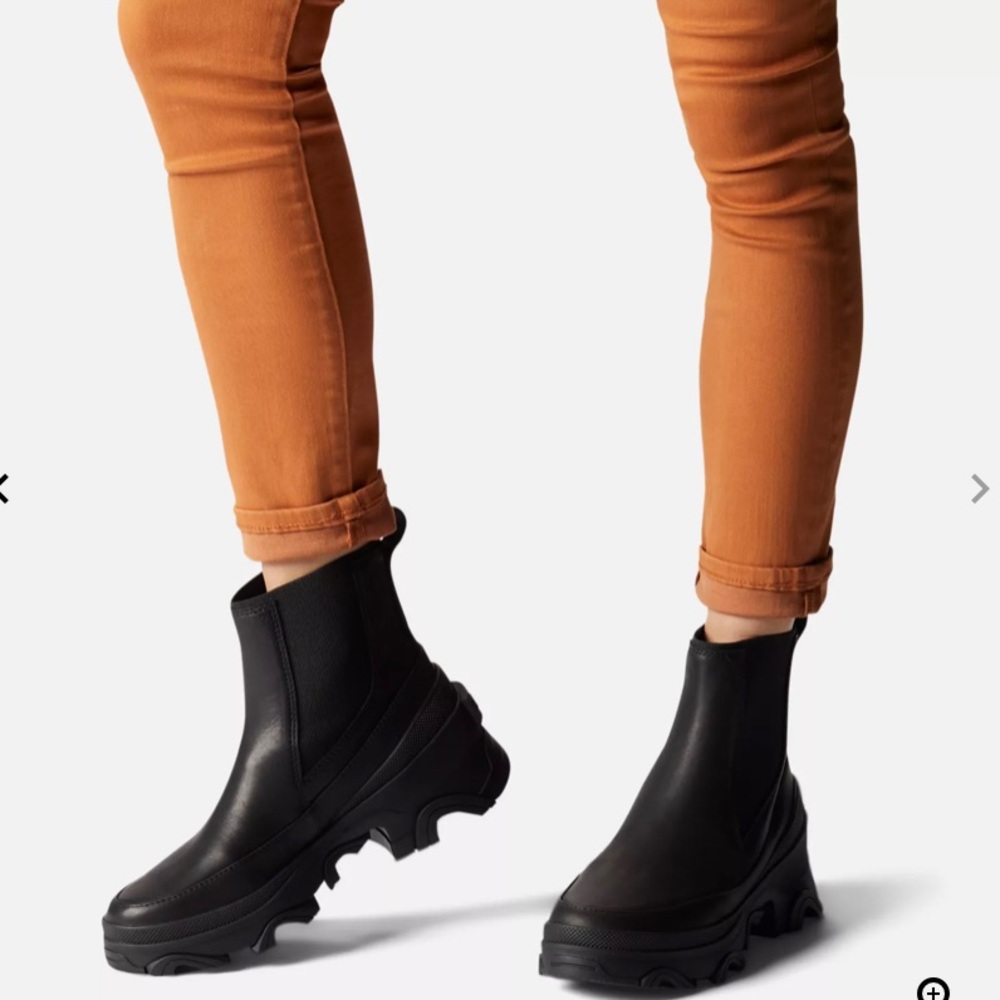 Sorel Brex Boots, size 6.5 never worn!